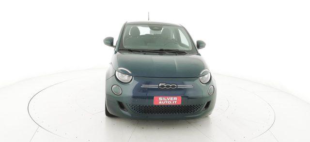 FIAT 500e Berlina 42 kWh La Prima