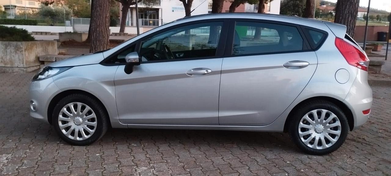 Ford Fiesta 1.2 16V 82CV 5p. Titanium Bs.