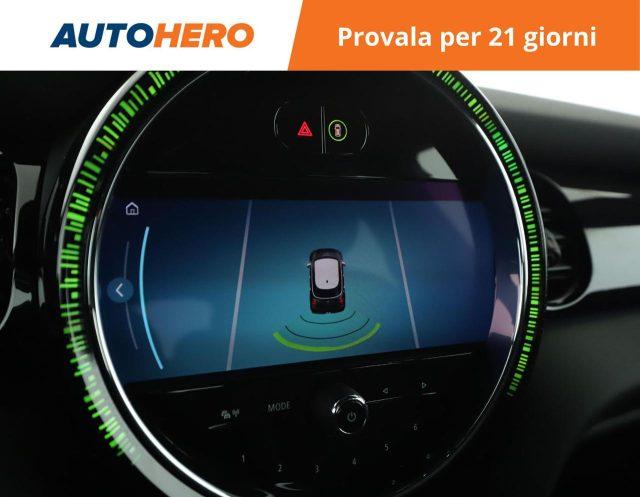 MINI Cooper 1.5 Cooper Essential 5 porte