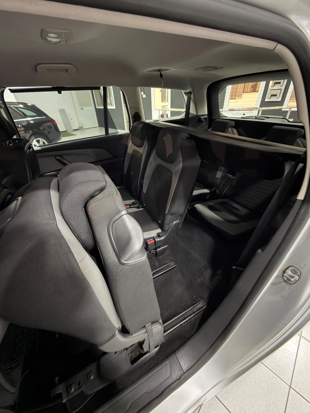 Citroen Grand C4 Picasso 1.6 HDi 115 Seduction