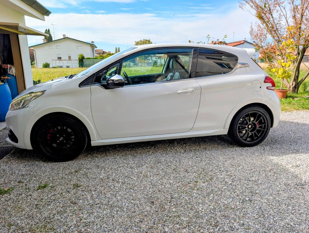 Peugeot 208 THP S&S 3 porte GTi