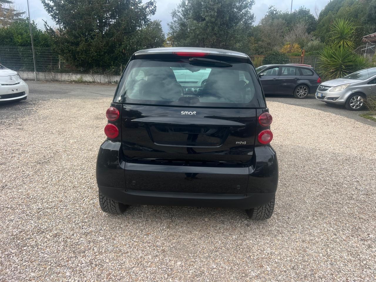 Smart ForTwo 1000 52 kW MHD SERVOSTERZO coupé pure