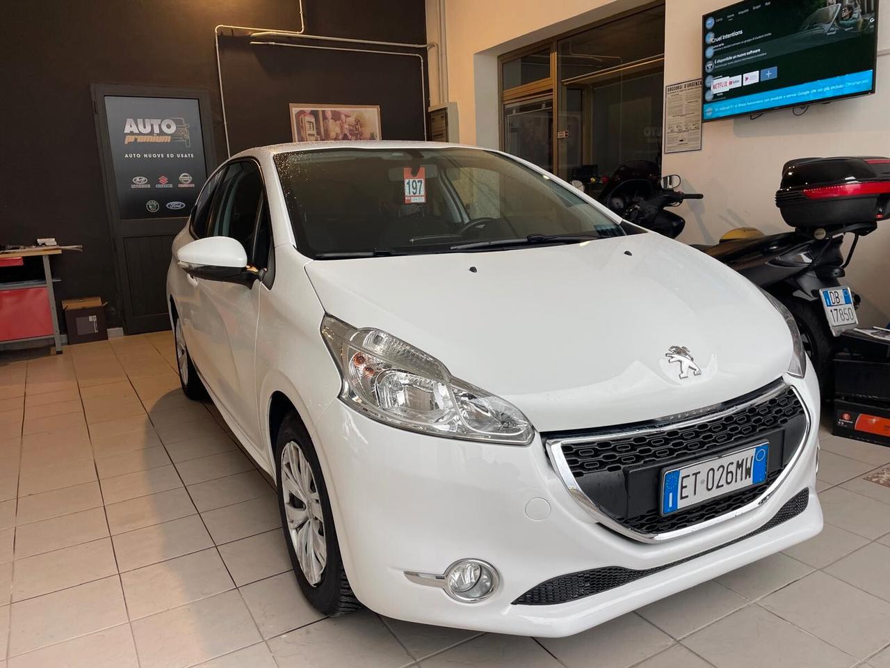 Peugeot 208 1.2 VTi 82 CV 3 porte Allure