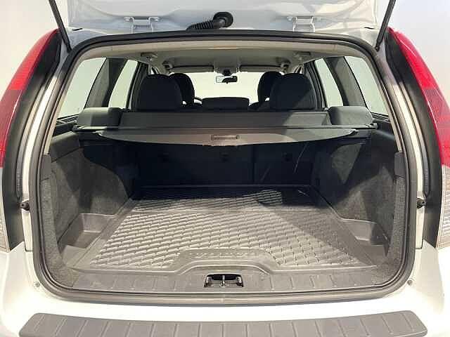 Volvo V50 D2 1.6D 115CV Polar Plus - NEOPATENTATI