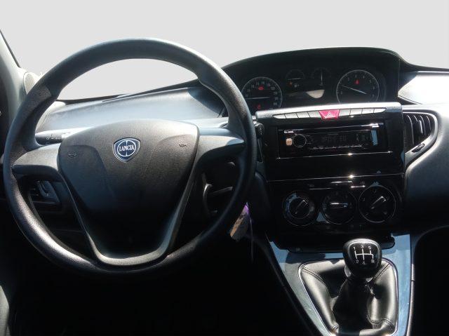 LANCIA Ypsilon Ypsilon 1.2 69 CV 5 porte Silver
