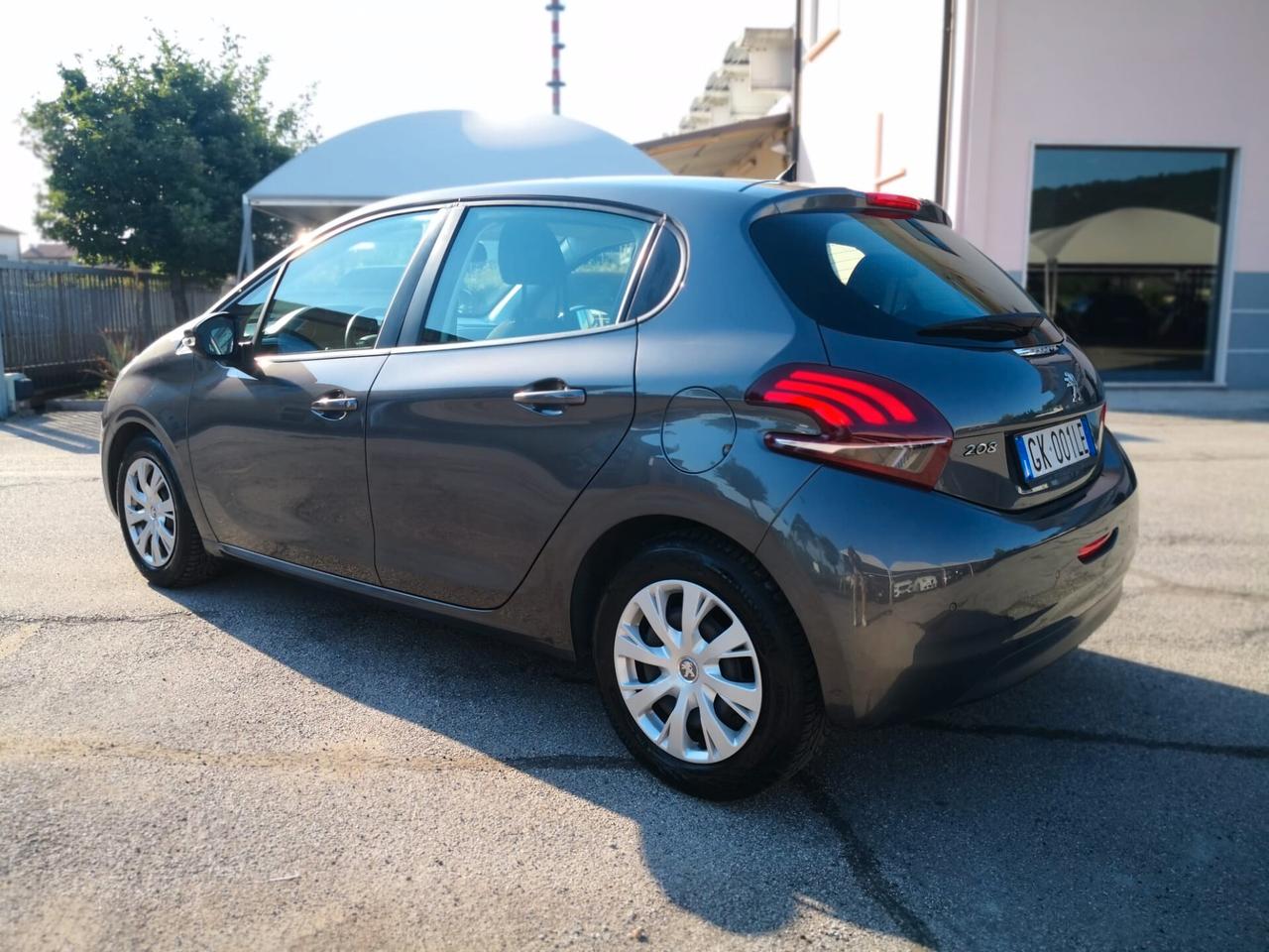 Peugeot 208 PureTech 1.2 82CV ***NEOPATENTATI***