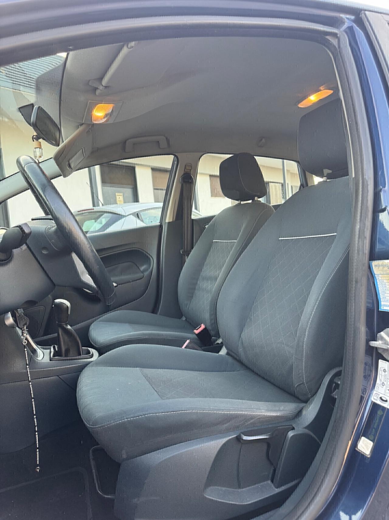 Ford Fiesta 1.4 5 porte Bz.- GPL