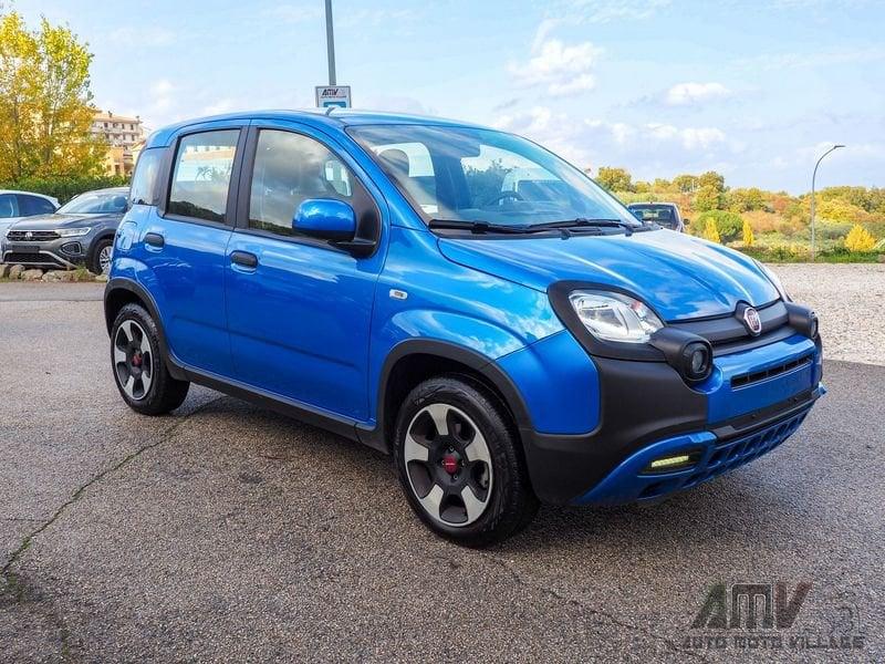 FIAT Panda 1.0 FireFly S&S Hybrid City Cross