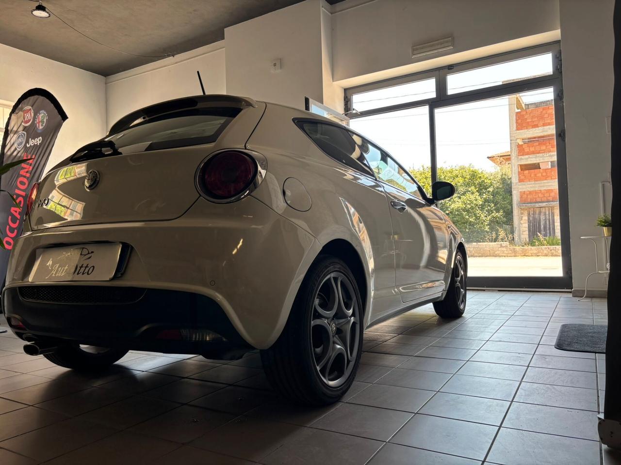 Alfa Romeo MiTo 1.3 JTDm 16V 90 CV Distinctive Sport Pack