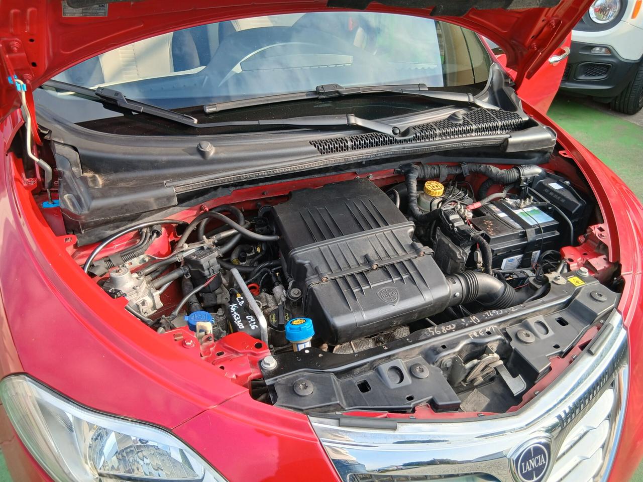 Lancia Ypsilon 1.2 69 CV 5 porte GPL Ecochic Platinum