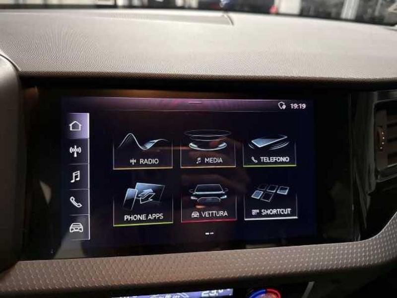 Audi A1 II 2019 Citycarver 25 1.0 tfsi Admired 95cv