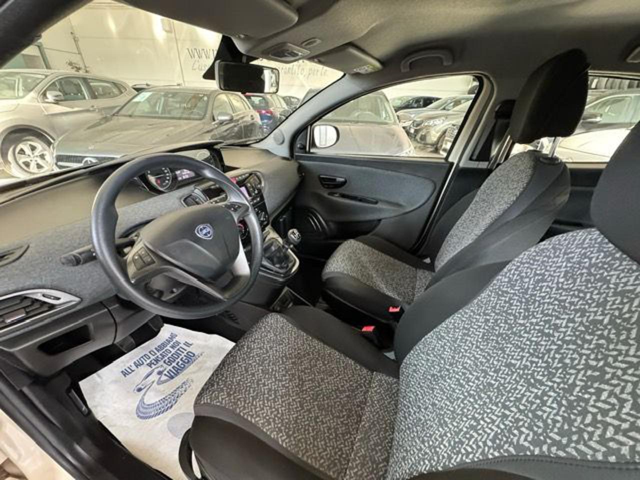 LANCIA Ypsilon 1.2 69 CV 5 porte Elefantino Blu