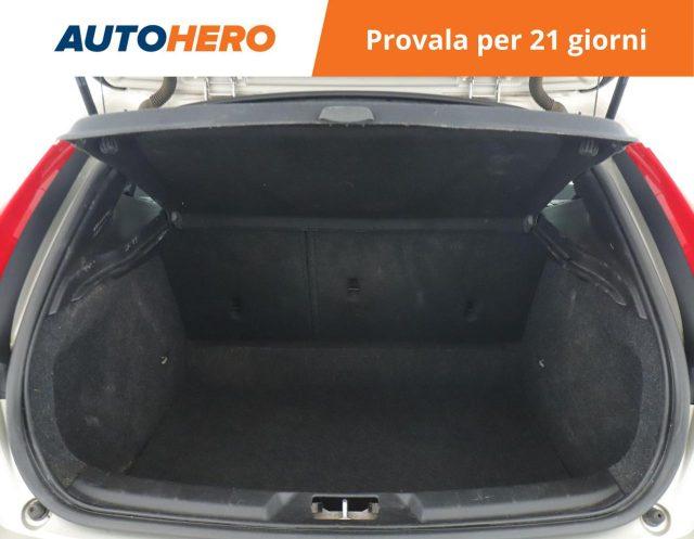 VOLVO V40 D2 Kinetic