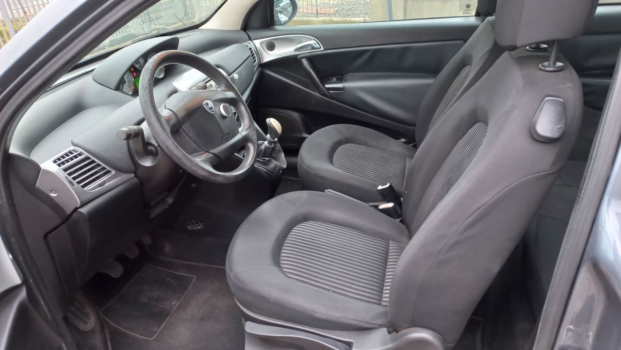 Lancia Ypsilon 2009 photo 4