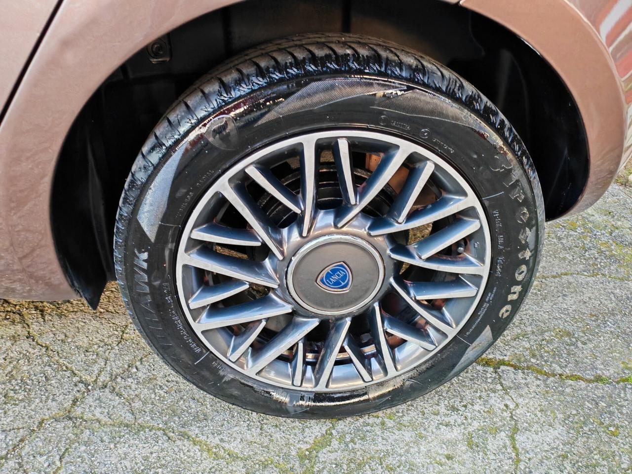 Lancia Ypsilon 1.3 diesel 05/2015 Cv95 ELLE