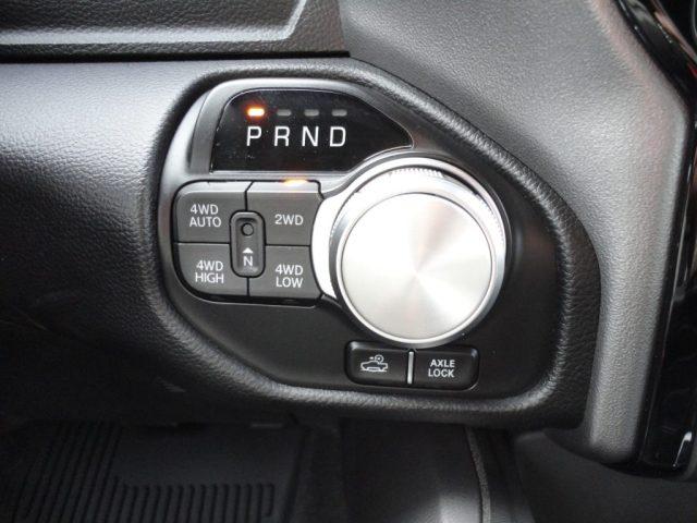 DODGE RAM 1500 5.7 GPL V8 Rebel Night N1 - Promo