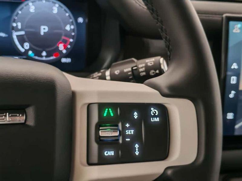 Land Rover Defender 110 3.0D I6 200 CV AWD Auto S AUTOCARRO