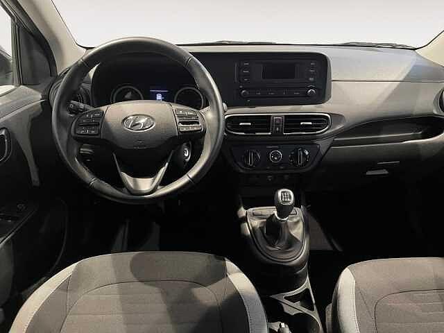 Hyundai i10 1.0 MPI 67CV Tech - NEOPATENTATI