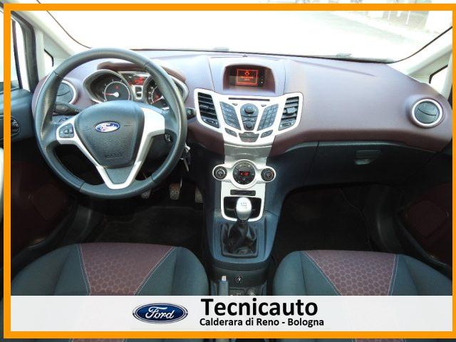 FORD Fiesta 1.4 5 porte Bz.- GPL Titanium *OK NEOPATENTATO*
