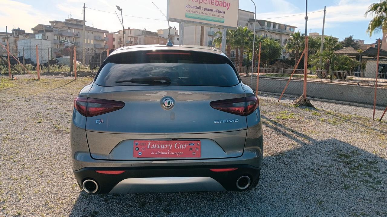 Alfa Romeo Stelvio 2.2 Turbodiesel 210 CV AT8 Q4 Business