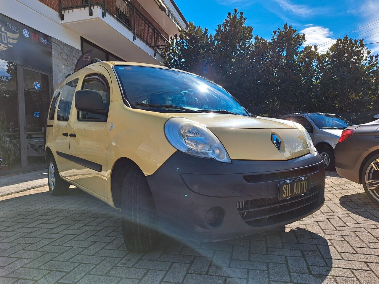 Renault Kangoo 1.5, 85CV 5 porte / OK NEOPATENTATI