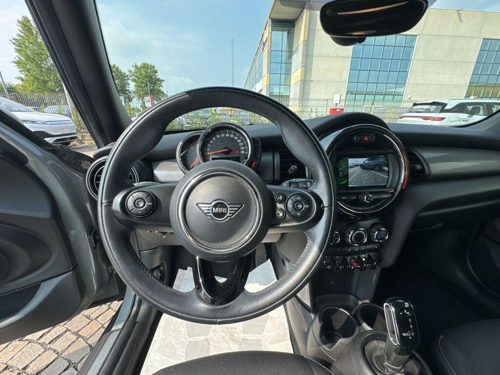 Mini Cooper 1.5 TwinPower Turbo Cooper Business XL DCT