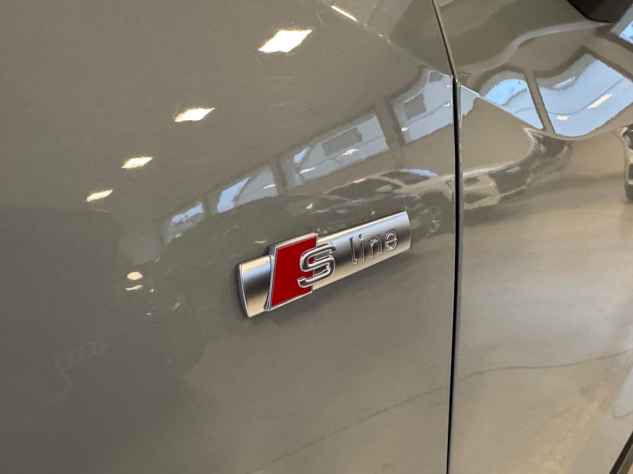 Audi Q2 30 2.0 tdi S line edition s-tronic