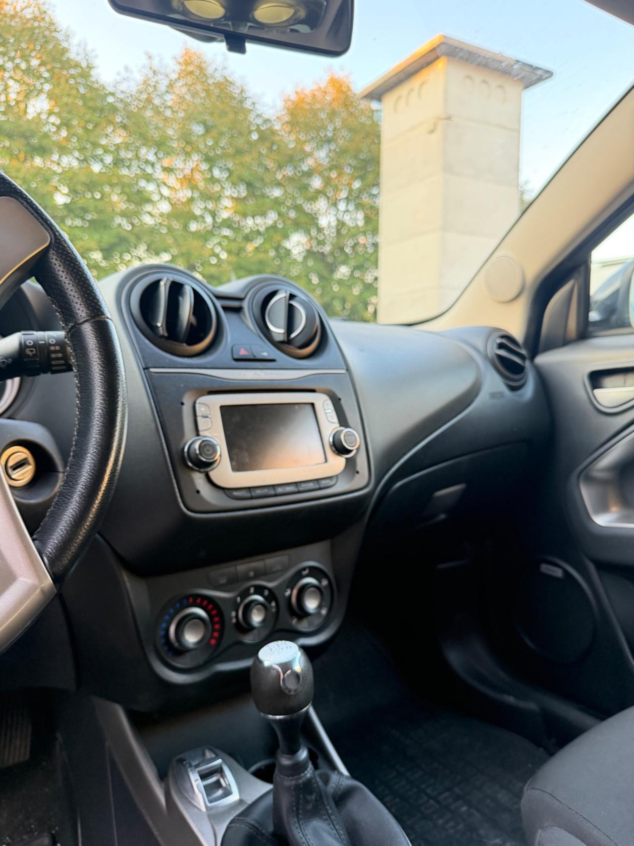 Alfa Romeo MiTo 1.3 JTDm 85 CV S&S Racer