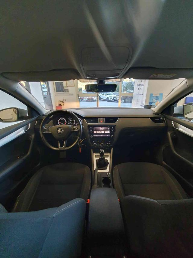 SKODA Octavia 1.6 TDI CR 115 CV Wagon Executive