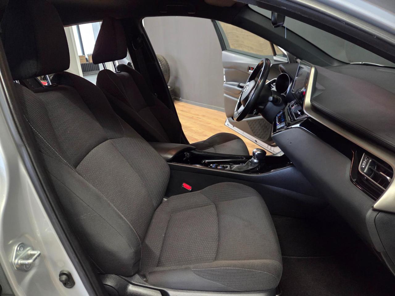 Toyota C-HR 5 Porte C-HR 1.8h Style+ 2wd e-cvt