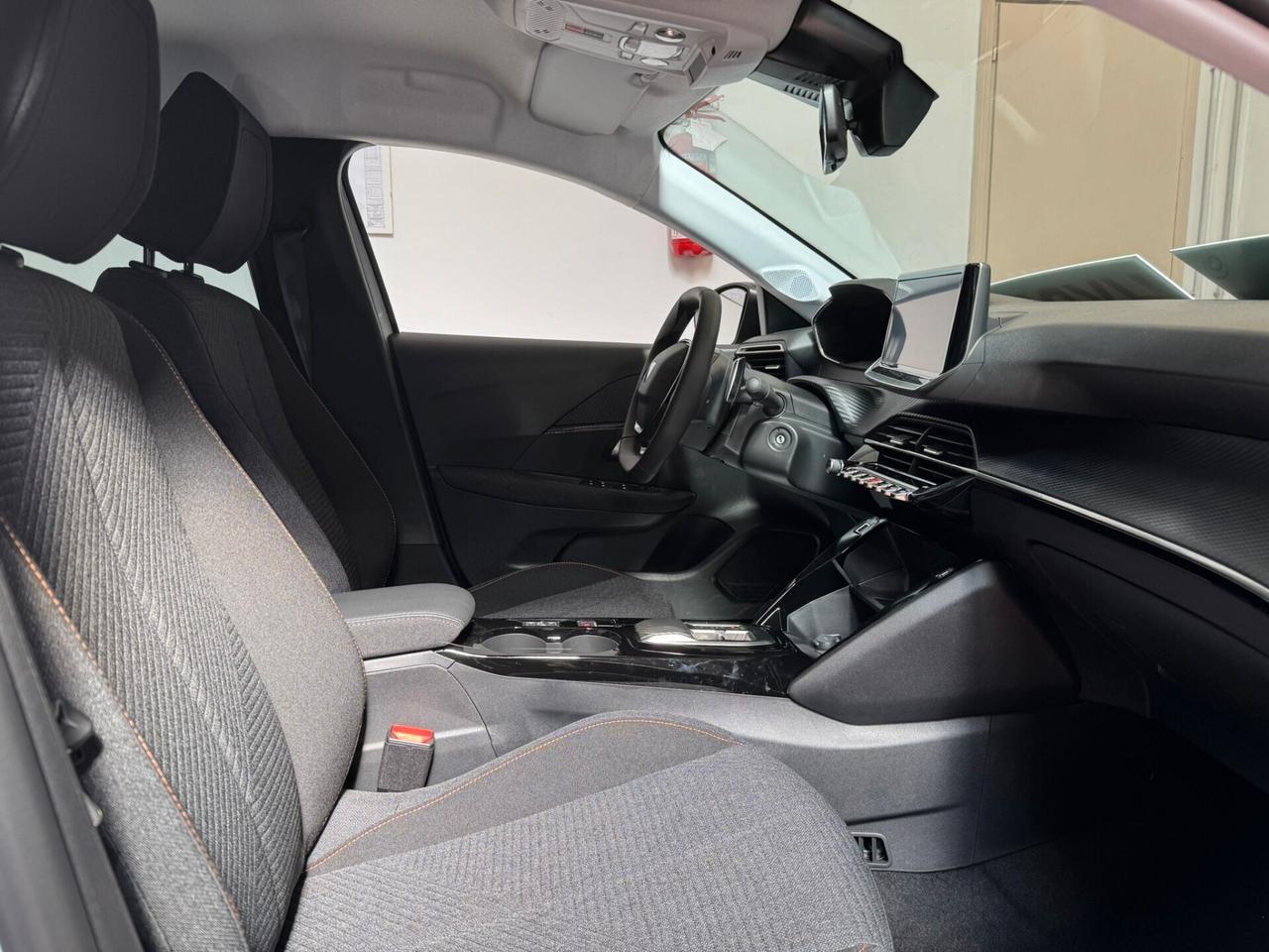 Peugeot 208 Hybrid 110 e-DCS6 Business