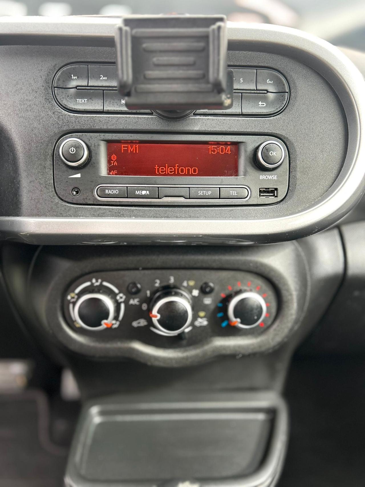 Renault Twingo TCe 90 CV EDC La Parisienne