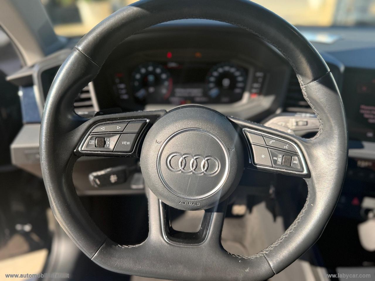 AUDI A1 SPB 30 TFSI S tronic Identity Black CAMBIO AUTOMATICO