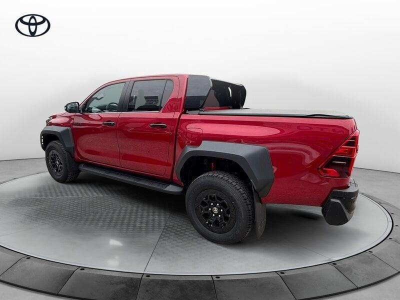 Toyota Hilux 2.8 D-4D A/T 4WD 4 porte Double Cab GR SPORT