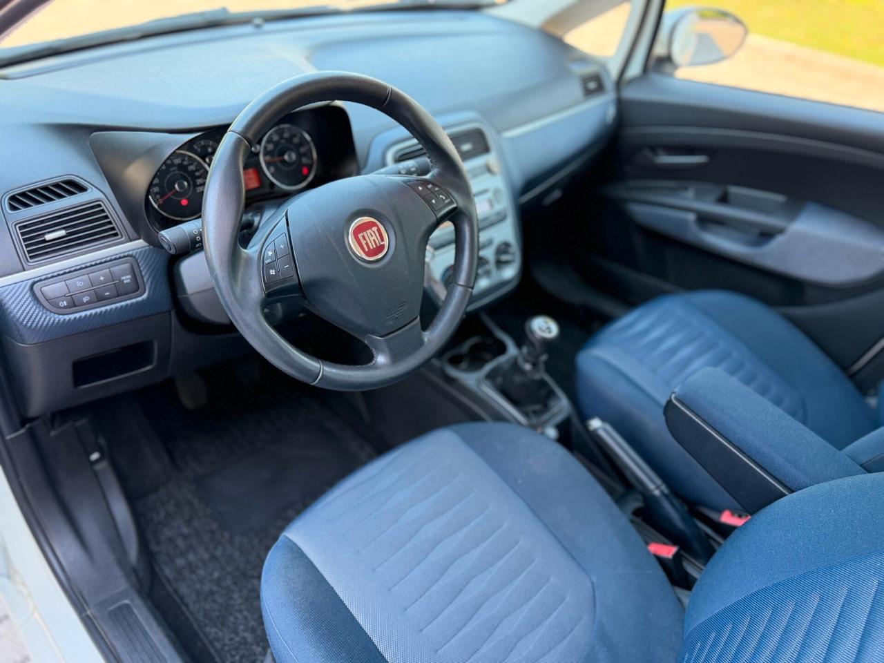 Fiat Grande Punto 1.4 5 porte benzina neopatentati