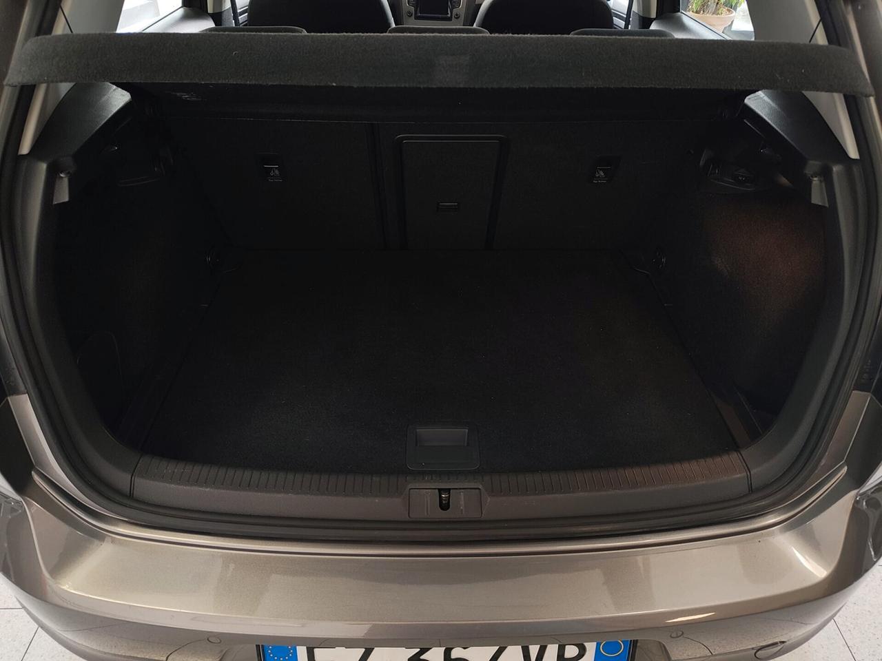 Volkswagen Golf 1.4 TGI 5p. NEOPATENTATI UNICO PROP