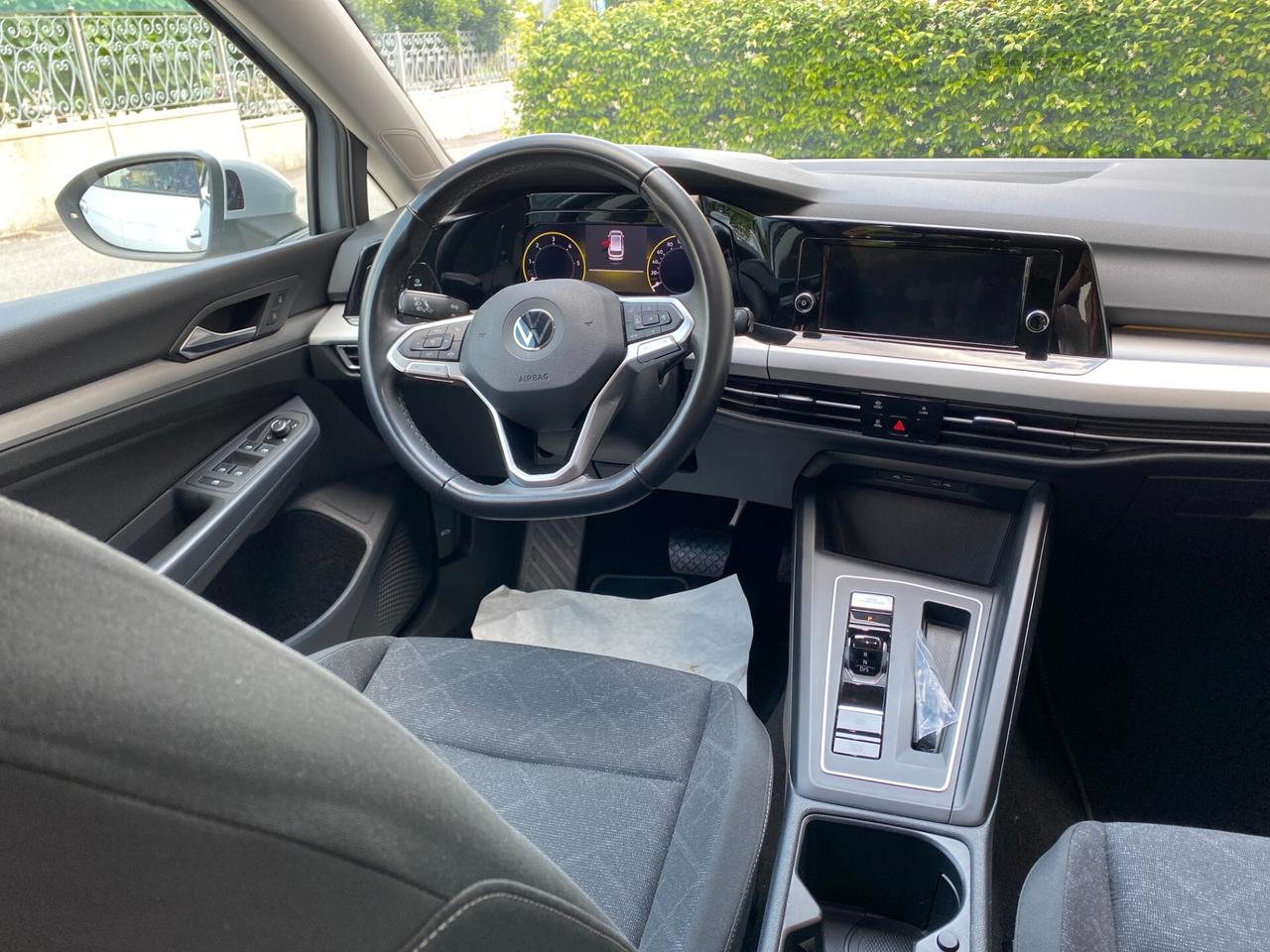 Volkswagen Golf Variant Golf Variant 2.0 TDI SCR DSG Life - CAMBIO AUTOMATICO