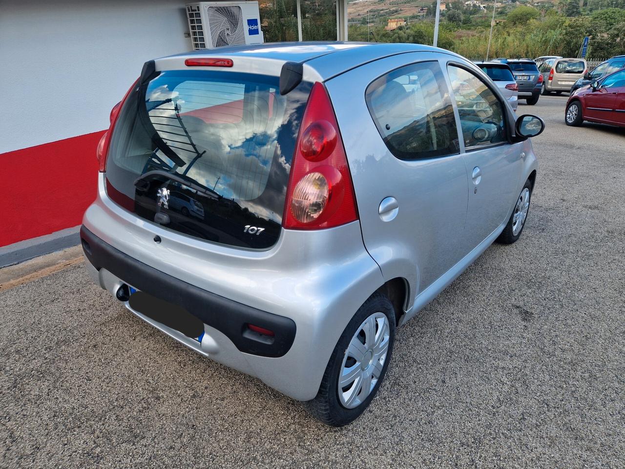 Peugeot 107 1.4 HDi 5p. Sweet Years