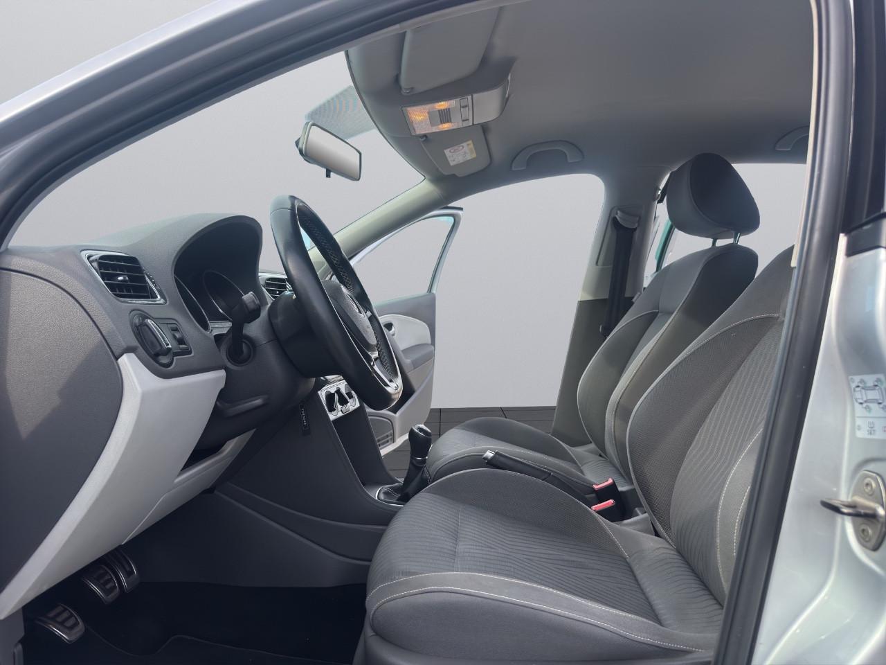 Volkswagen Polo 5 Porte 1.4 TDI BM FRESCH 75 CV E6B-SENSORI ANT/POST-CERCHI IN LEGA-CRUISE CONTROL