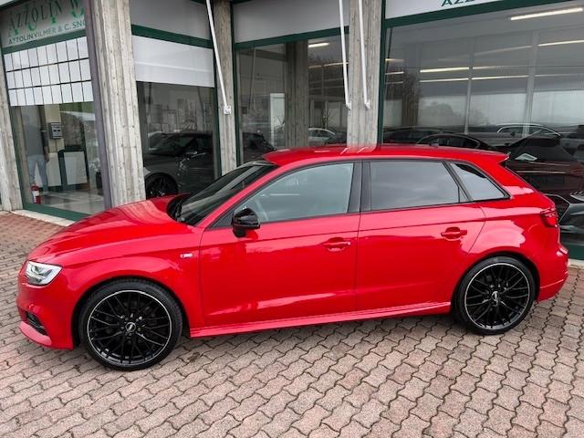 Audi A3 Sportback 35 tdi 150cv S-tr. S-line, 19", Cockpit