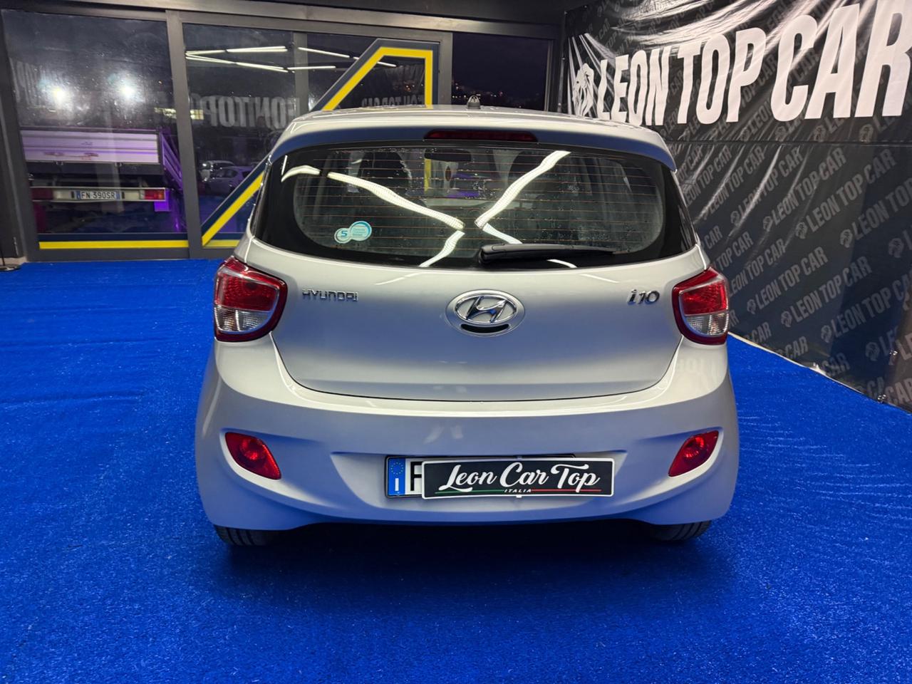 Hyundai i10 1.0 benzina e gpl della casa garantita 12 mesi