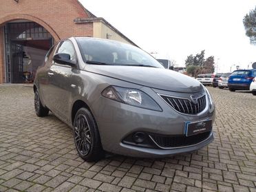 Lancia Ypsilon 1.0 FireFly 5 porte S&S Hybryd Gold