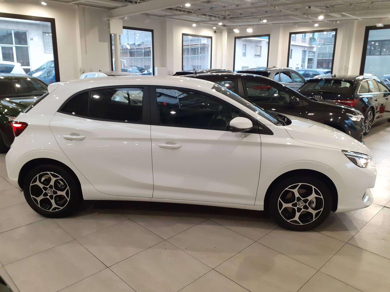 MG MG3 1.5 hybrid+ auto KM0 11/2025