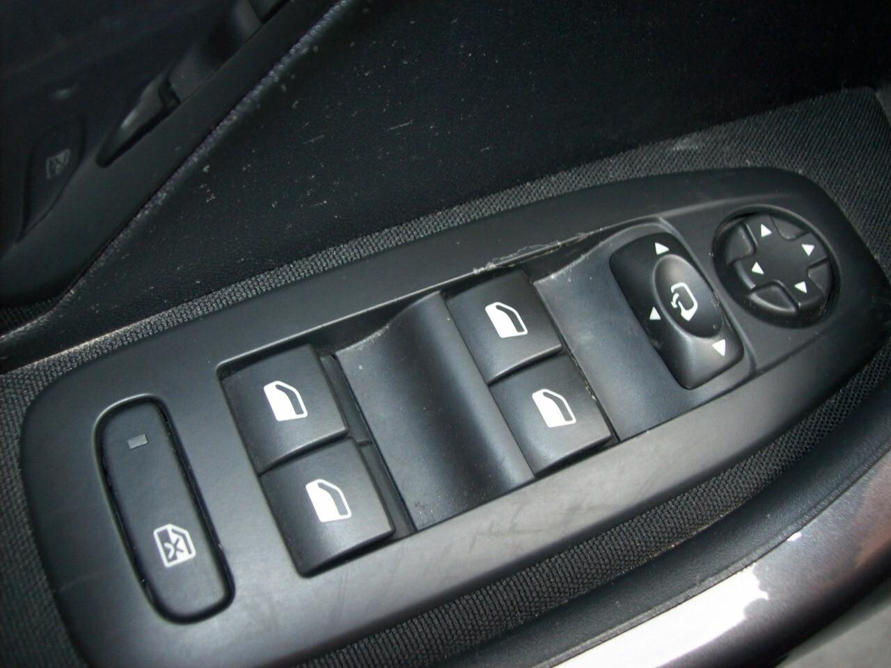 Peugeot 2008 1.2 PureTech 82CV Business