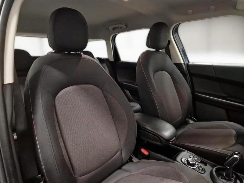 MINI COOPER D COUNTRYMAN BUSINESS AUTOMATICA 5 PORTE BERLINA