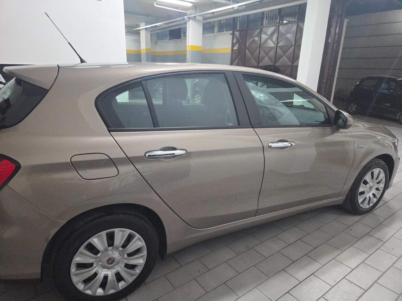 Fiat Tipo 1.6 Mjt S&S 5 porte Business