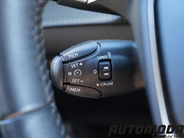PEUGEOT 208 1.2/B PURETECH