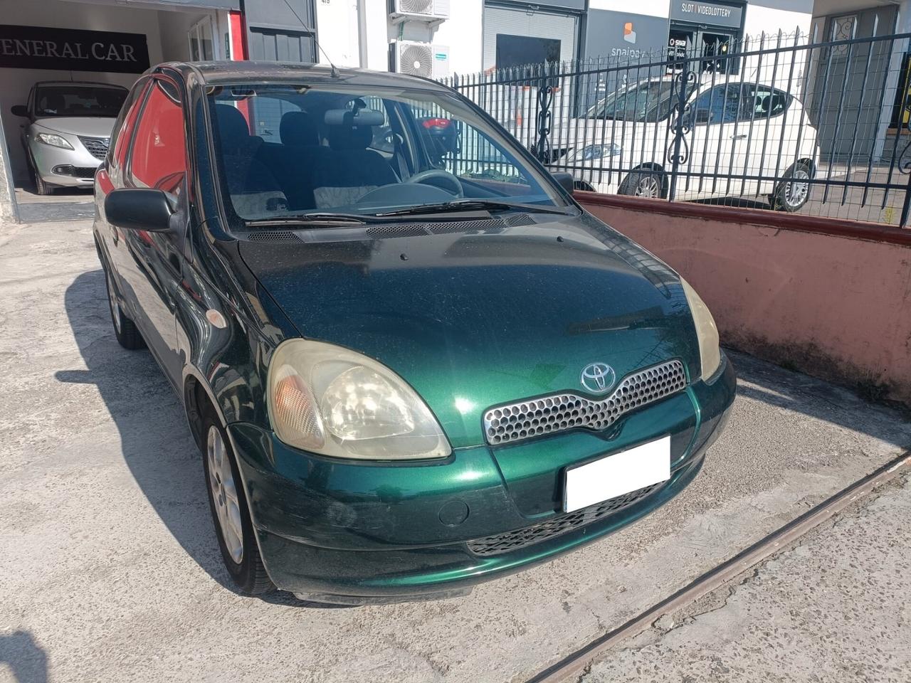 Toyota Yaris 1.0i 16V cat 3 porte