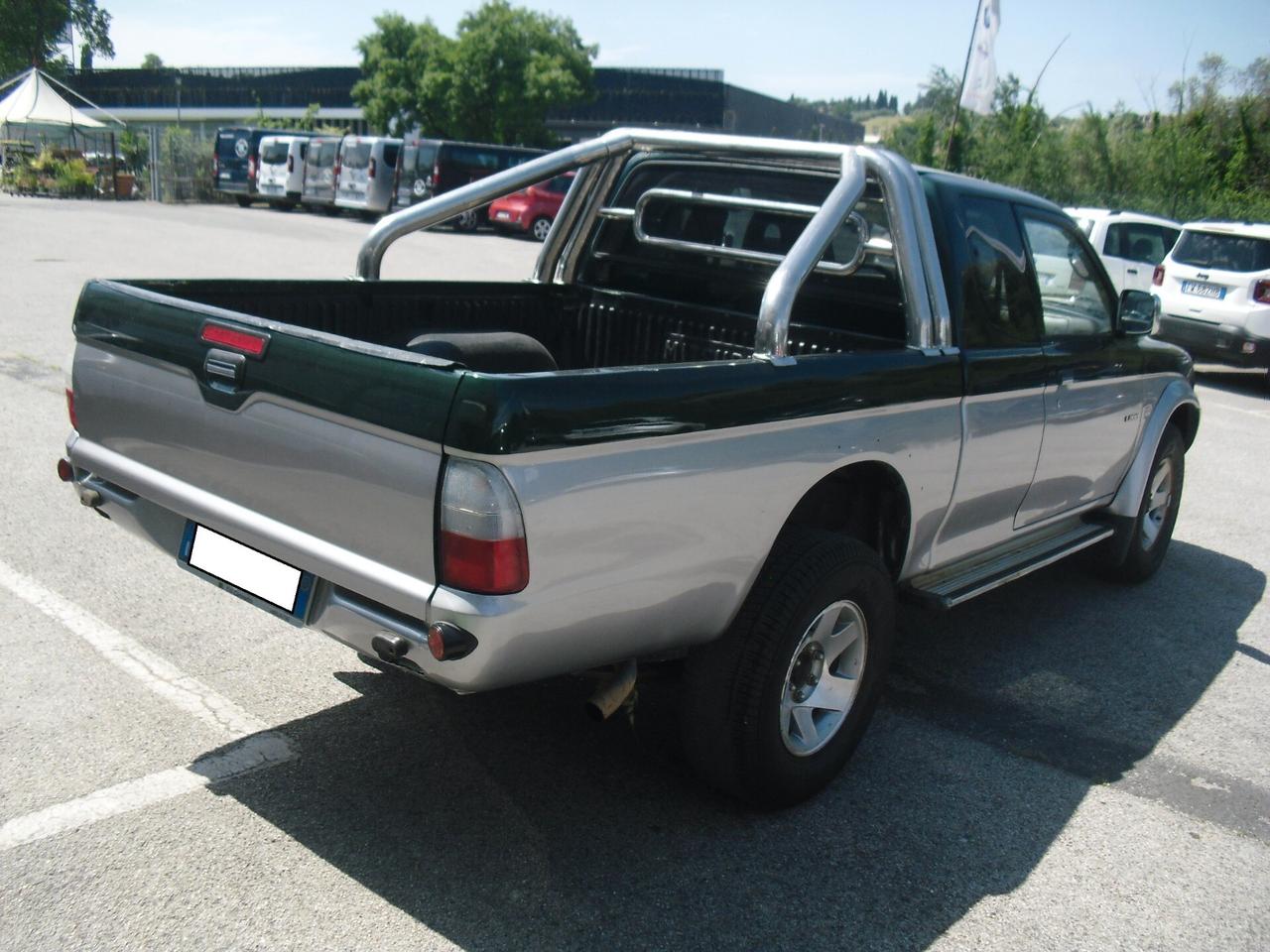 Mitsubishi L200 2.5 TDI 4WD Club Cab GLS Target, motore revisionato, frizione nuova, carrozzeria perfetta!!