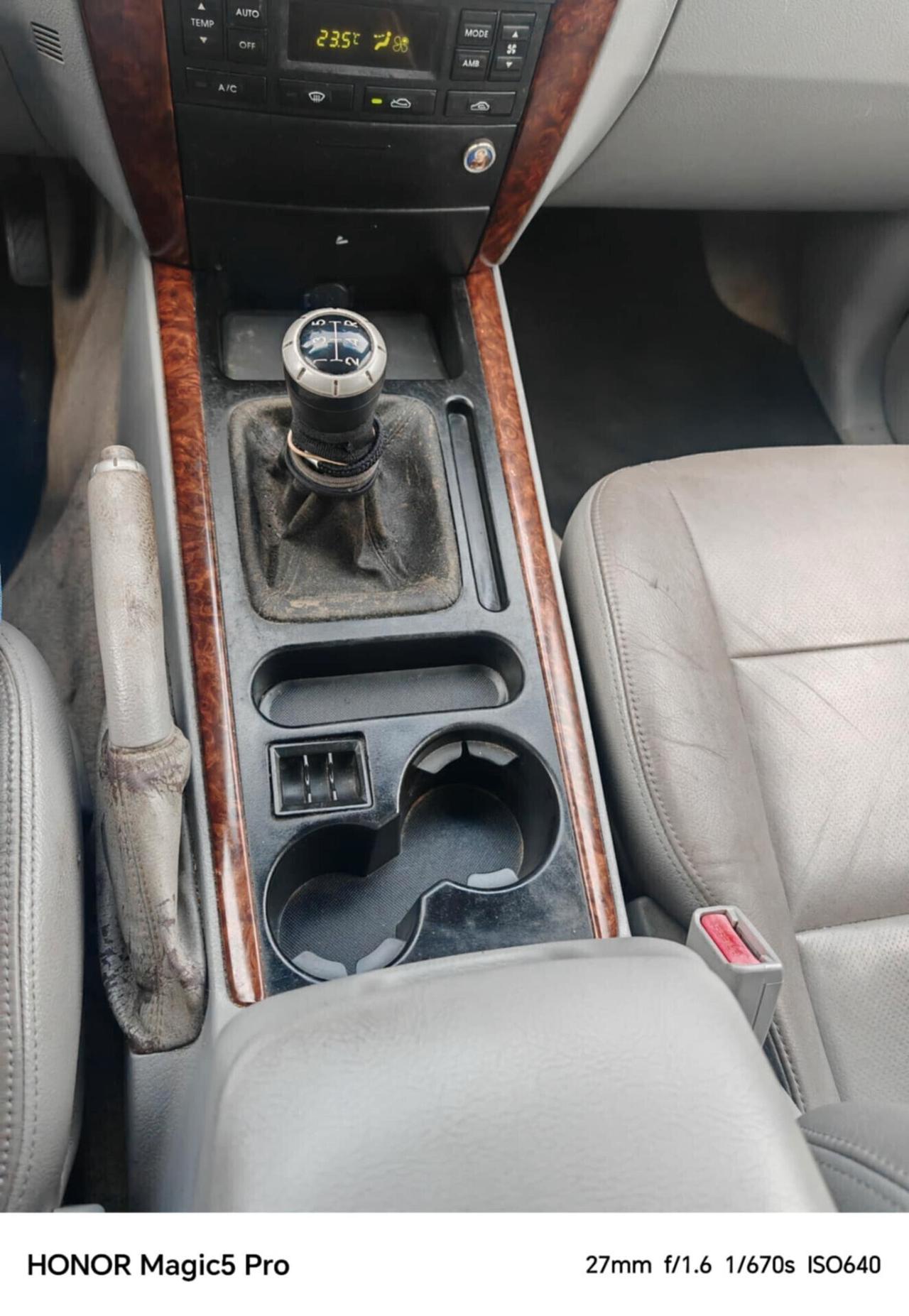 Kia Sorento Autocarro 5p